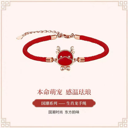 Charming Silver Bracelet for Any Occasion