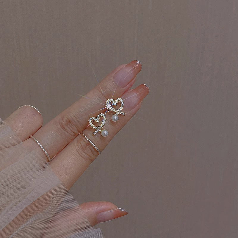 Charming Pearl Earring for Any Occasion