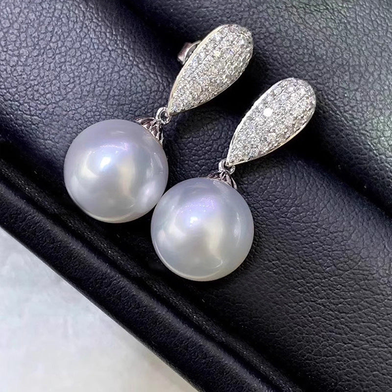 Delicate Artisan Pearl Earring