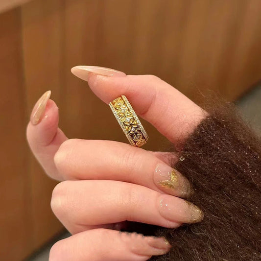 Stunning Gold Ring for Daily Wear