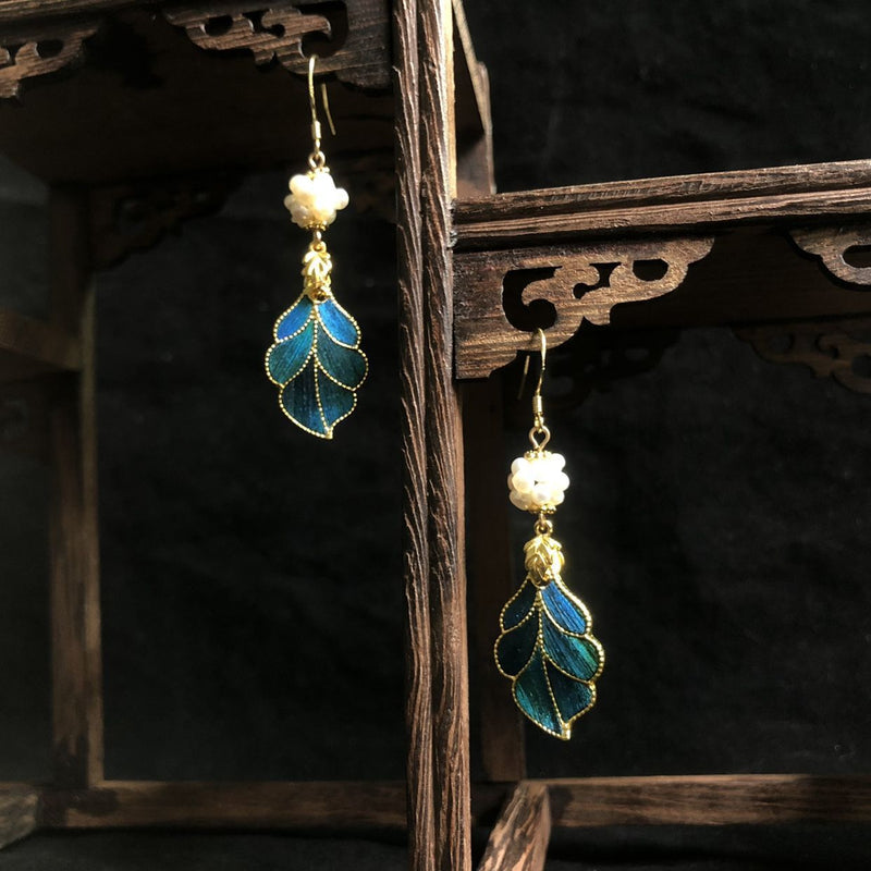 Charming Pearl Earring for Any Occasion