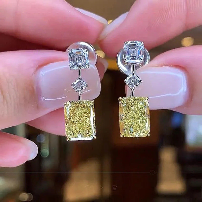 Beautiful Earring with Unique Style