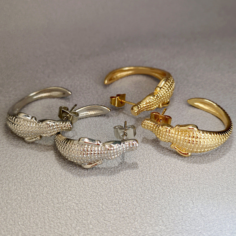 Classic Earring with Timeless Appeal