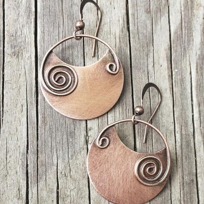 Charming Earring for Any Occasion