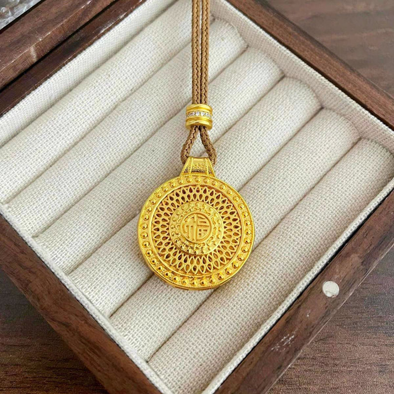 Stunning Piece for Daily Wear