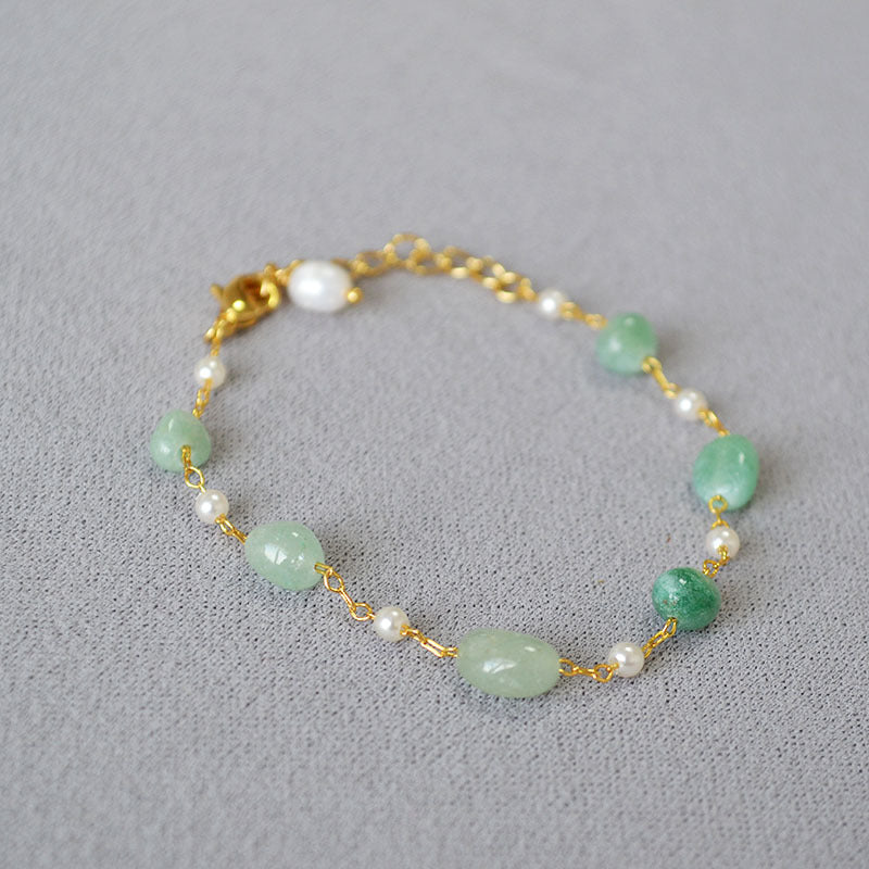 Romantic Pearl Necklace for Special Moments