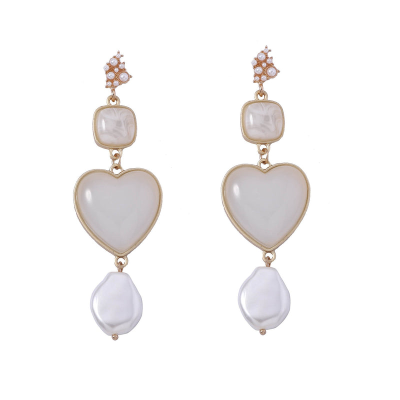 Stunning Pearl Earring for Daily Wear