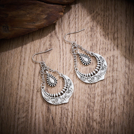 Classic Earring with Timeless Appeal