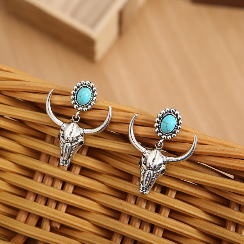 Elegant Silver Earring for Every Occasion