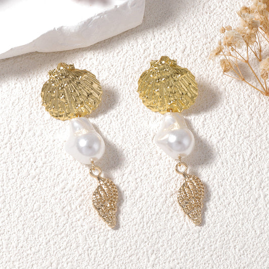 Romantic Pearl Earring for Special Moments