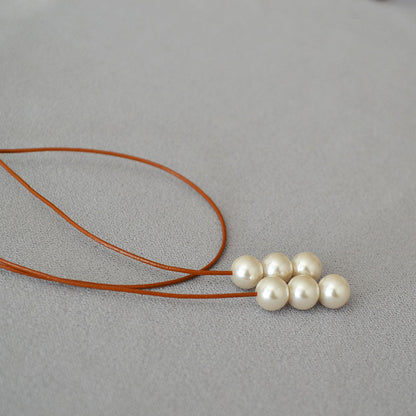 Beautiful Pearl Necklace with Unique Style
