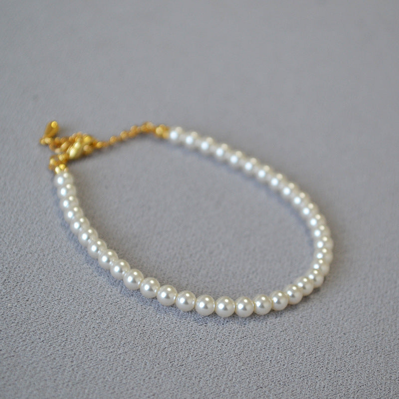 Classic Pearl Bracelet with Timeless Appeal
