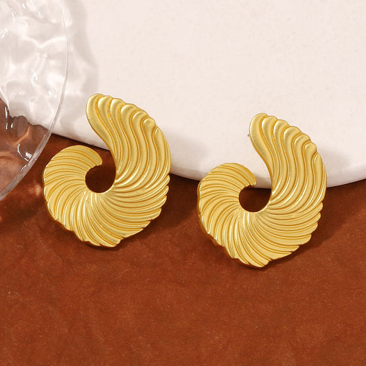 Romantic Earring for Special Moments