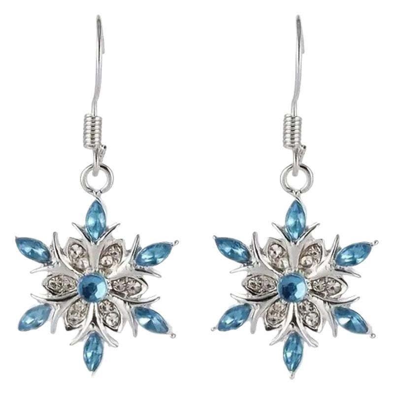 Charming Gold Earring for Any Occasion