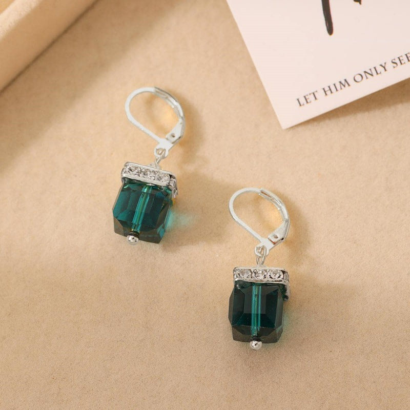 Romantic Pearl Earring for Special Moments