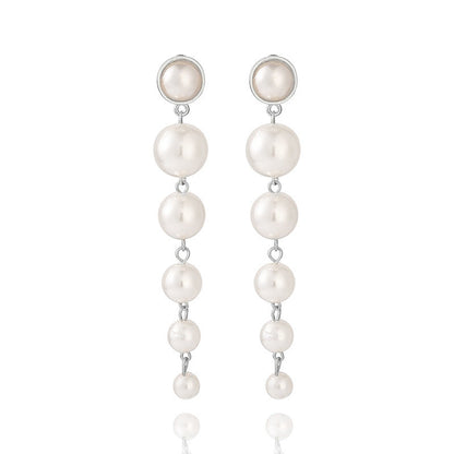 Charming Pearl Earring for Any Occasion