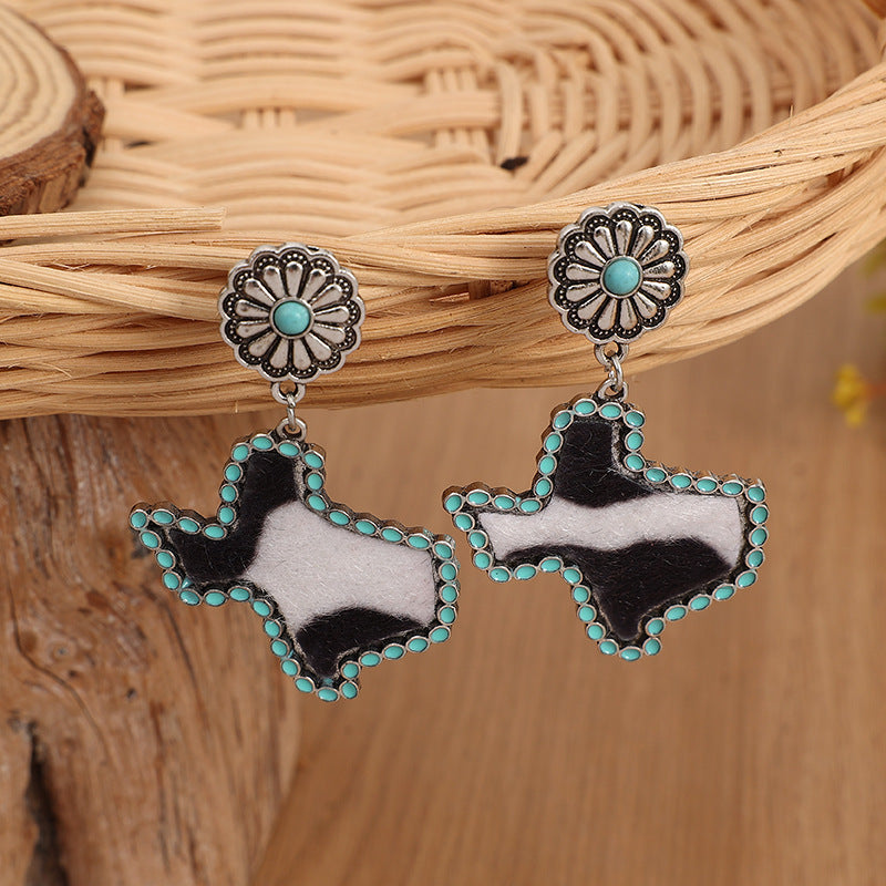 Charming Earring for Any Occasion