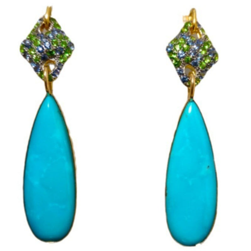 Classic Earring with Timeless Appeal