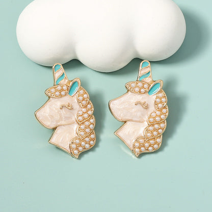 Classic Pearl Earring with Timeless Appeal