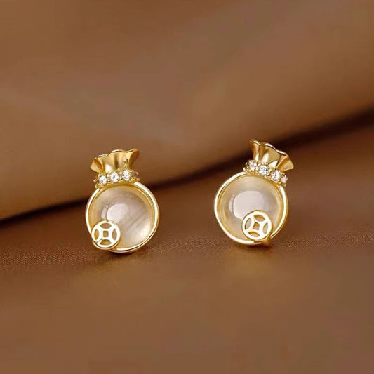 Elegant Earring for Every Occasion