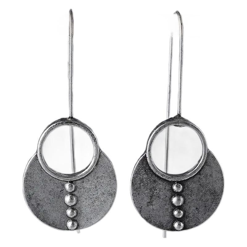 Romantic Silver Earring for Special Moments