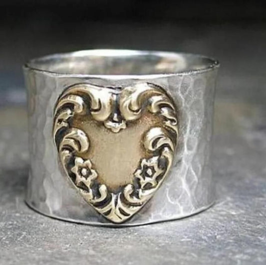 Elegant Silver Ring for Every Occasion