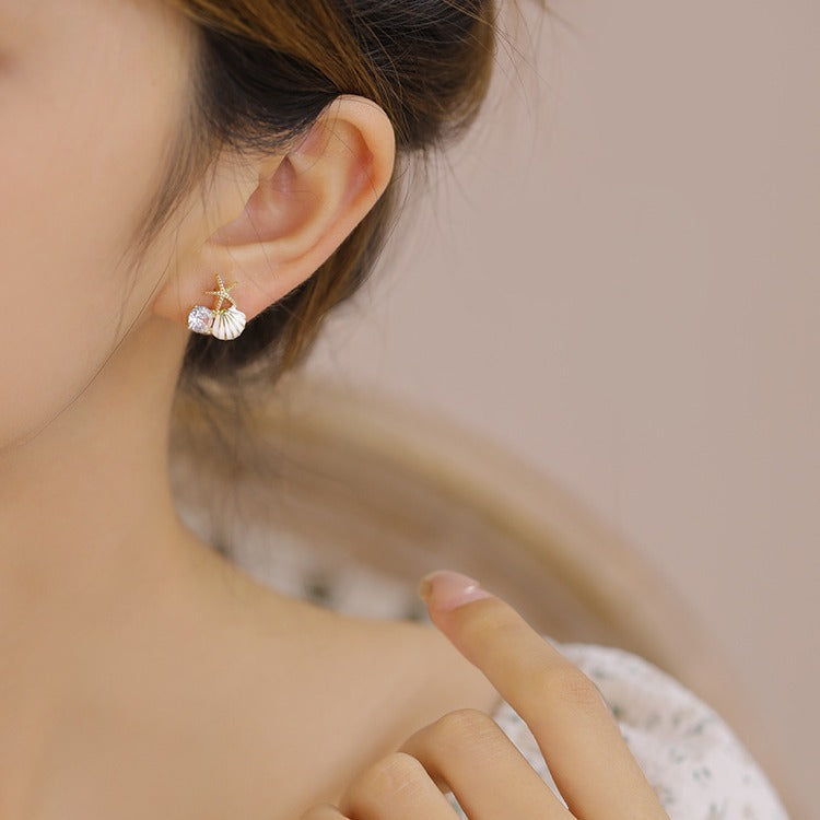 Beautiful Pearl Earring with Unique Style
