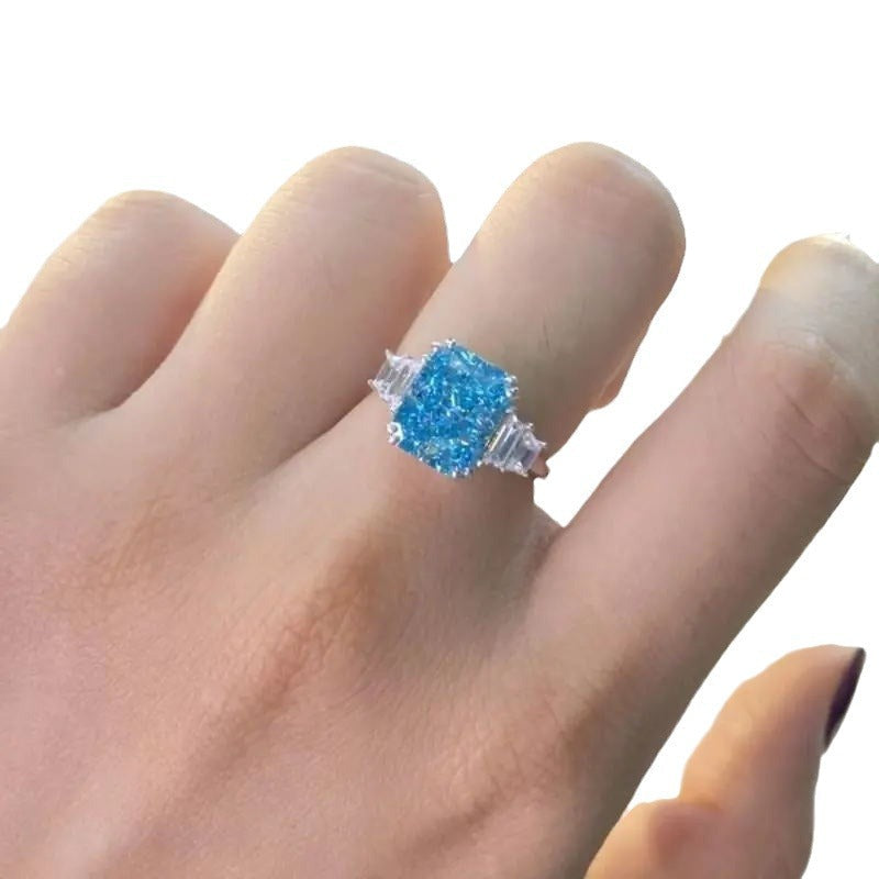 Classic Ring with Timeless Appeal