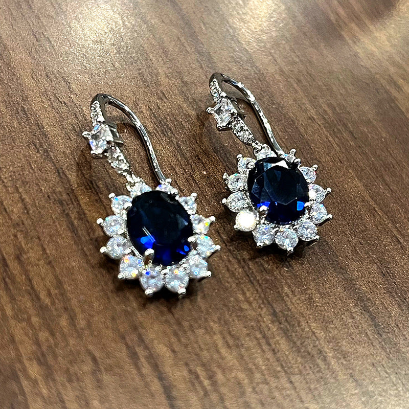 Elegant Earring for Every Occasion