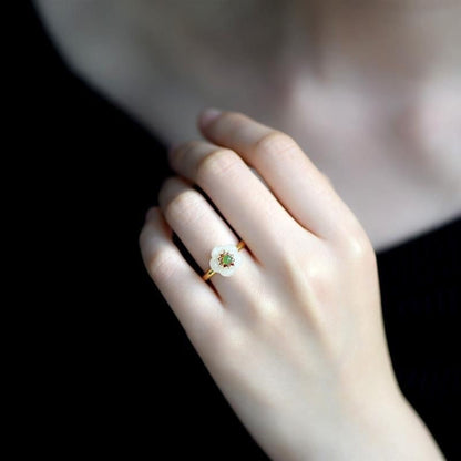 Beautiful Gold Ring with Unique Style