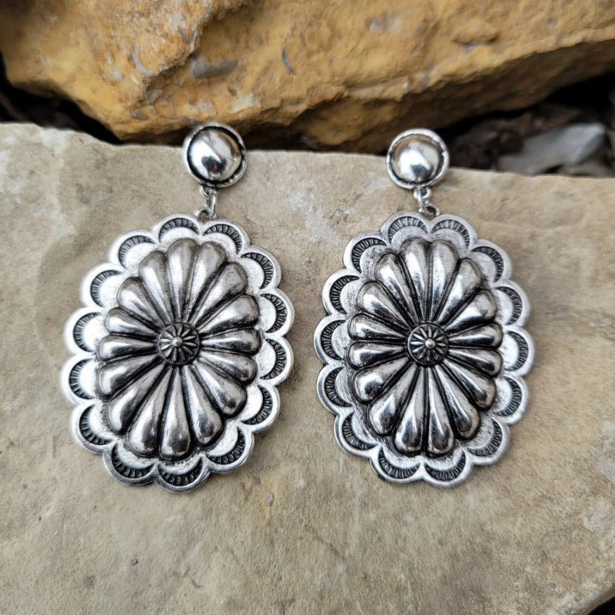 Stunning Earring for Daily Wear