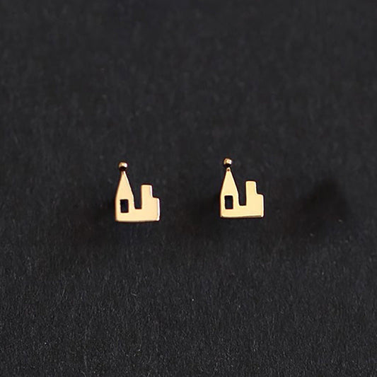 Charming Piece for Any Occasion