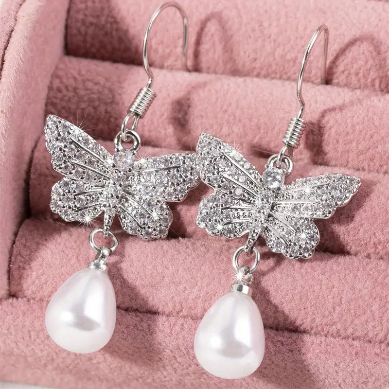 Romantic Pearl Earring for Special Moments
