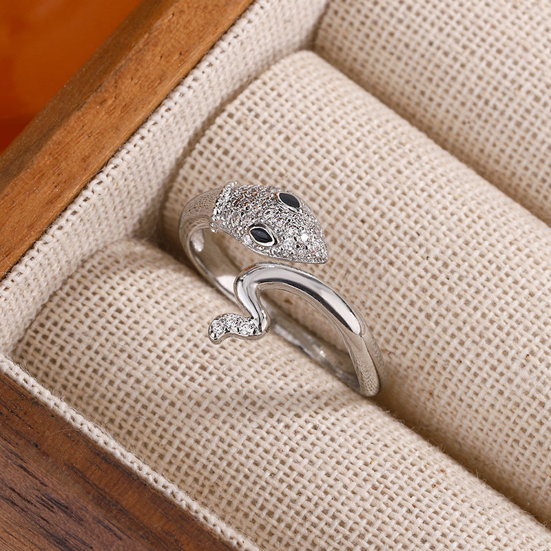 Charming Ring for Any Occasion