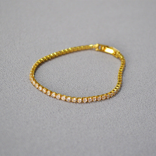 Stunning Gold Bracelet for Daily Wear