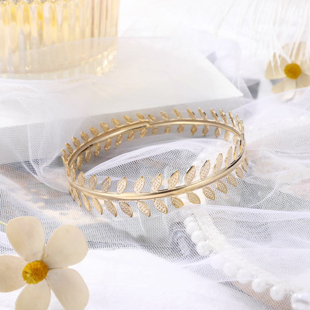 Delicate Artisan Gold Bracelet