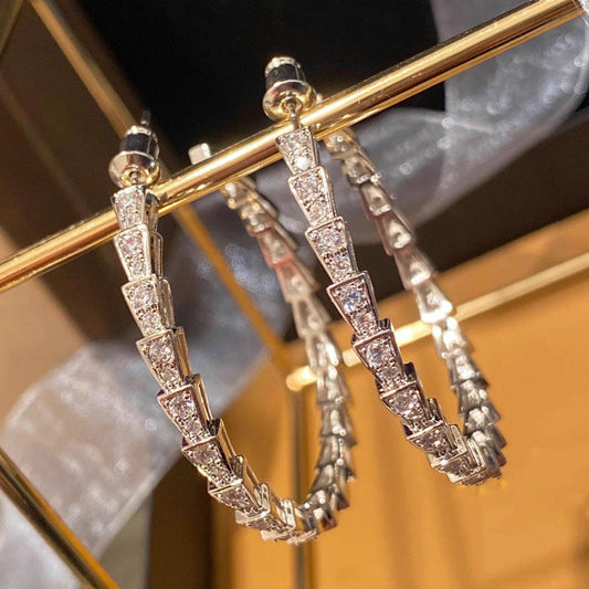 Elegant Earring for Every Occasion