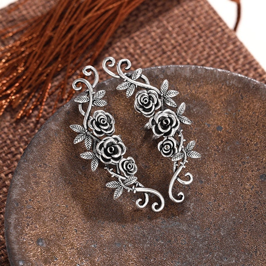 Charming Silver Earring for Any Occasion