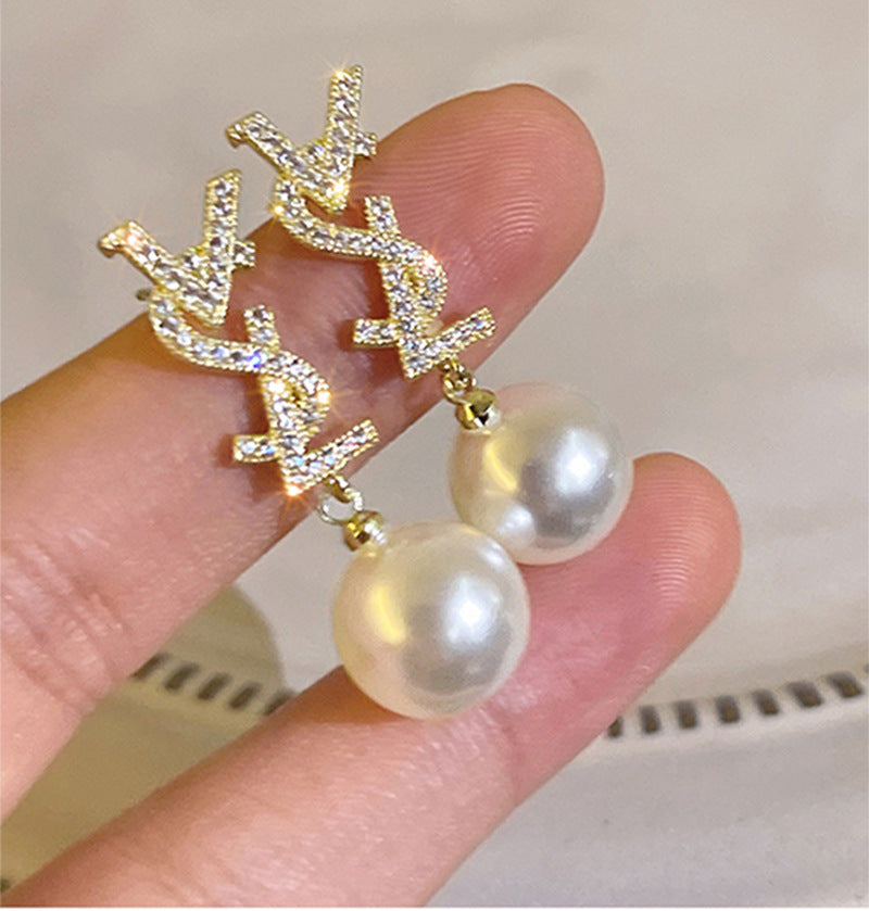 Delicate Artisan Pearl Earring