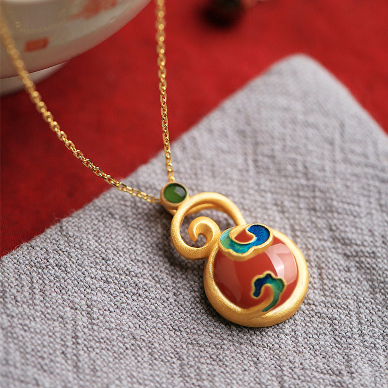 Charming Silver Necklace for Any Occasion
