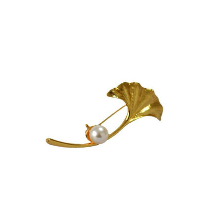 Beautiful Gold Piece with Unique Style