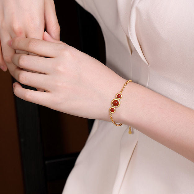 Beautiful Silver Bracelet with Unique Style