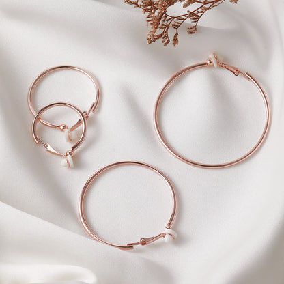 Beautiful Gold Set with Unique Style