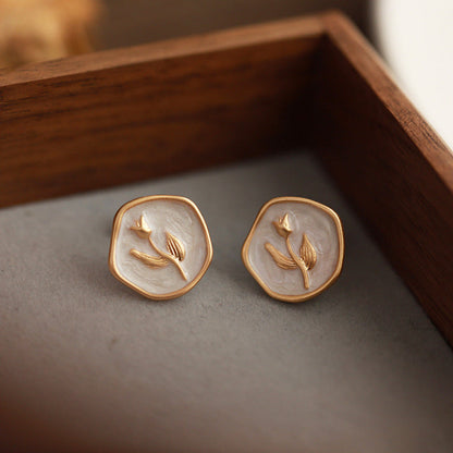 Beautiful Earring with Unique Style