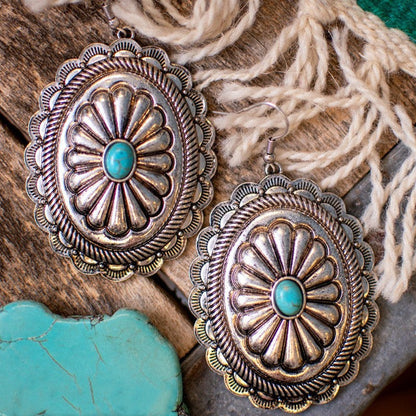 Charming Earring for Any Occasion