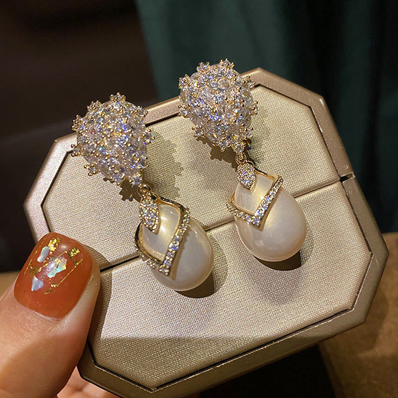 Elegant Pearl Earring for Every Occasion