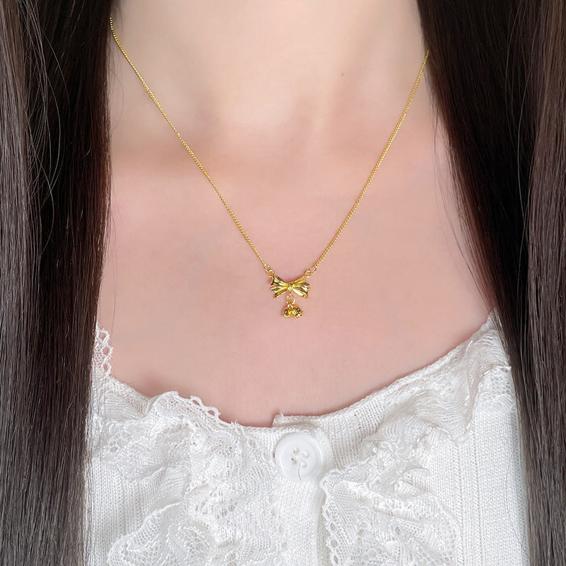 Beautiful Gold Necklace with Unique Style