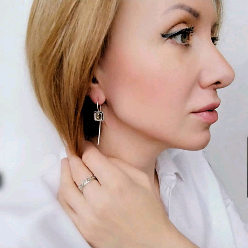Stunning Pearl Earring for Daily Wear