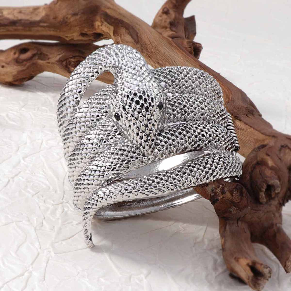 Romantic Bracelet for Special Moments