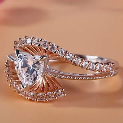 Classic Gold Ring with Timeless Appeal